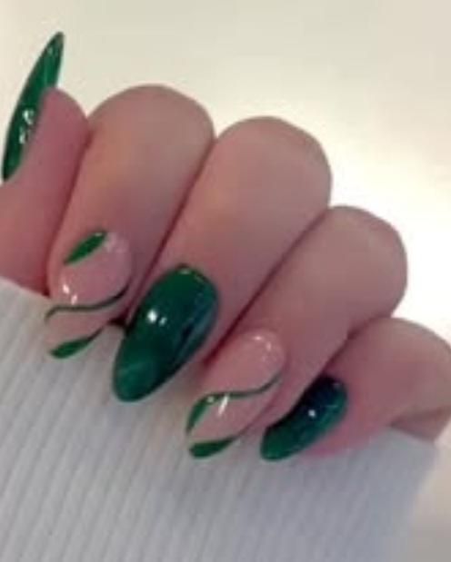 خدمات کاشت وترمیم ناخن|خدمات آرایشگری و زیبایی|شاهین‌شهر, عطار|دیوار