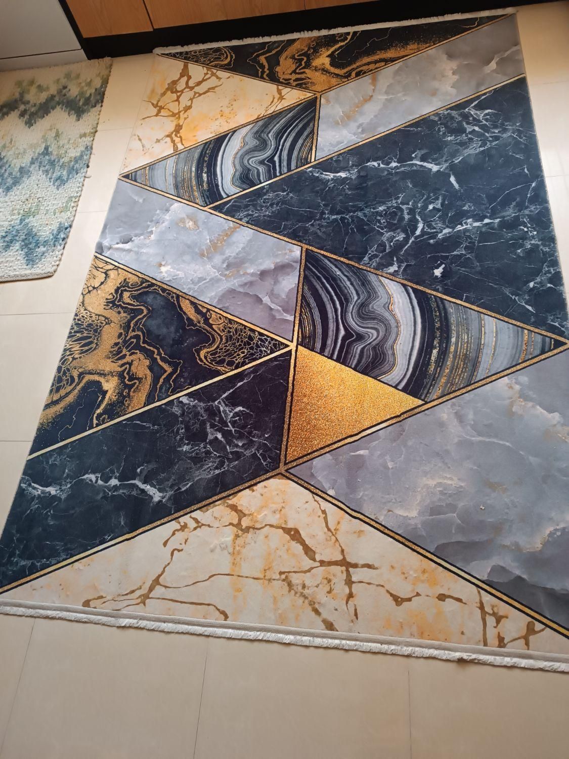 فرش 6متری کلاسیک و فرش پادری ضخیم|فرش|تهران, خانی آباد نو جنوبی|دیوار