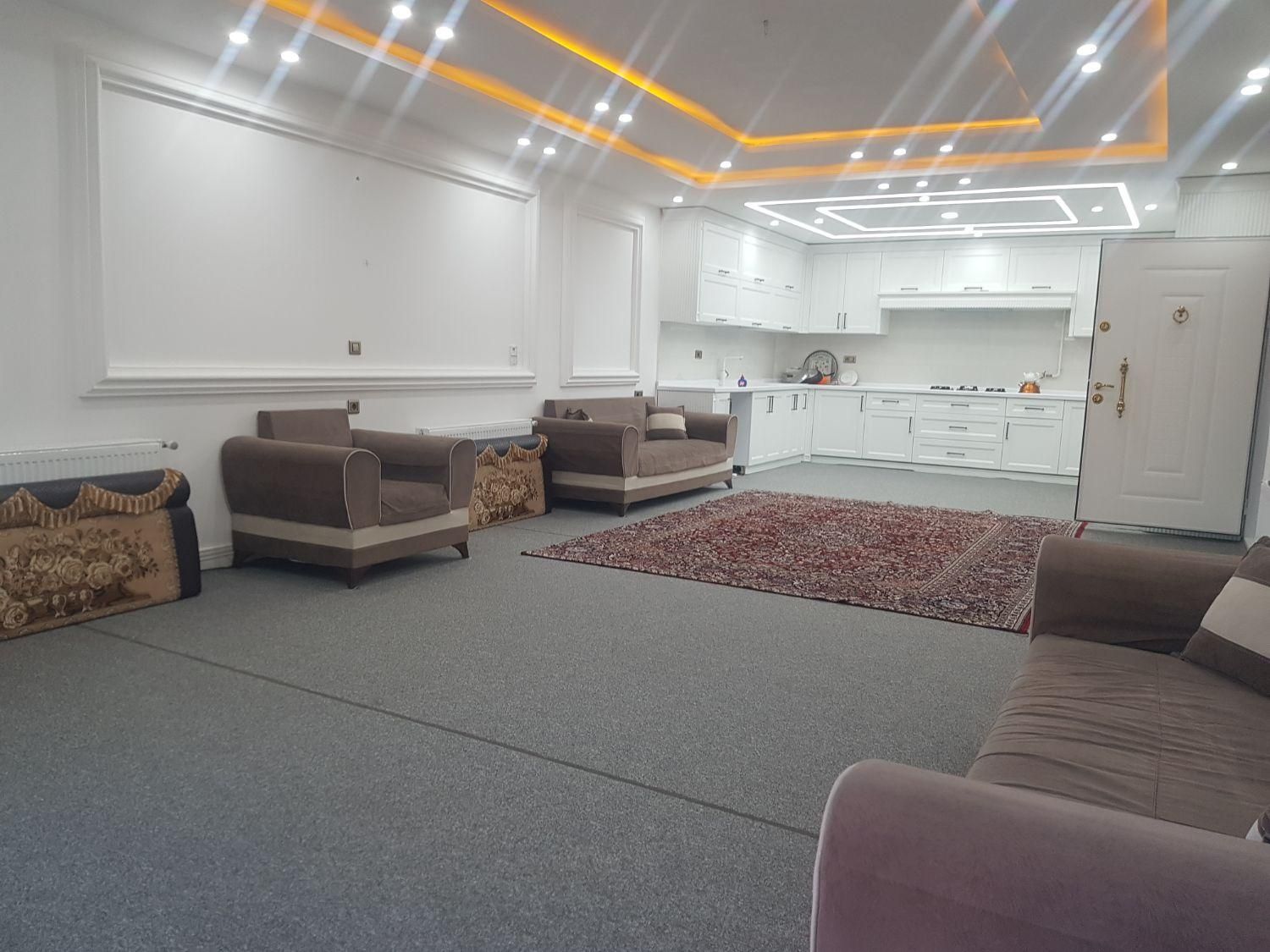 سوییت پارکینگ دار مرکزشهر|اجارهٔ کوتاه‌مدت آپارتمان و سوئیت|مریوان, |دیوار