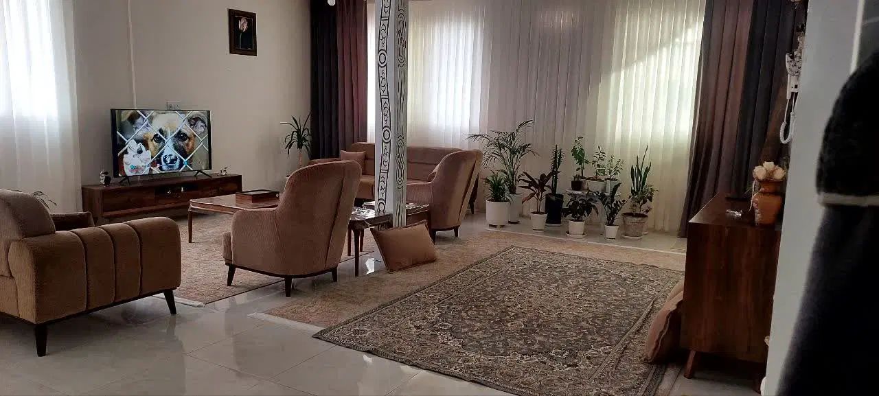 ملک ۱۱۰ متری خوش نقشه با نورگیری عالی .فروش ضروری|فروش آپارتمان|اسفراین, |دیوار