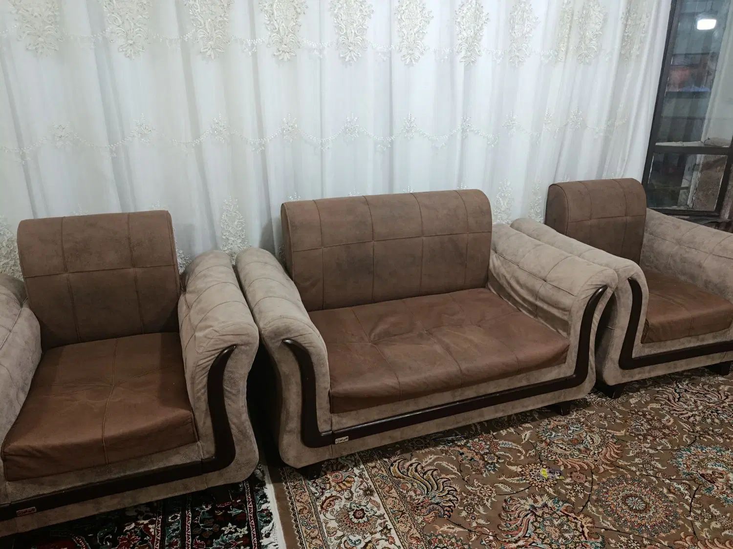 مبل راحتی فقط فقط 2500|مبلمان خانگی و میز عسلی|مشهد, شهرک شهید باهنر|دیوار