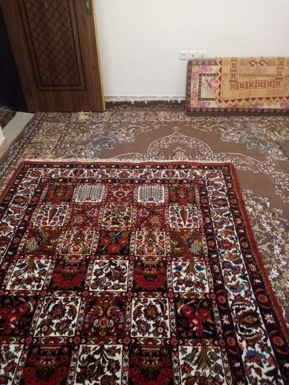 قالی دستباف چالشتری نو 1 ونیم 2 و نیم|فرش|اصفهان, کشاورزی|دیوار