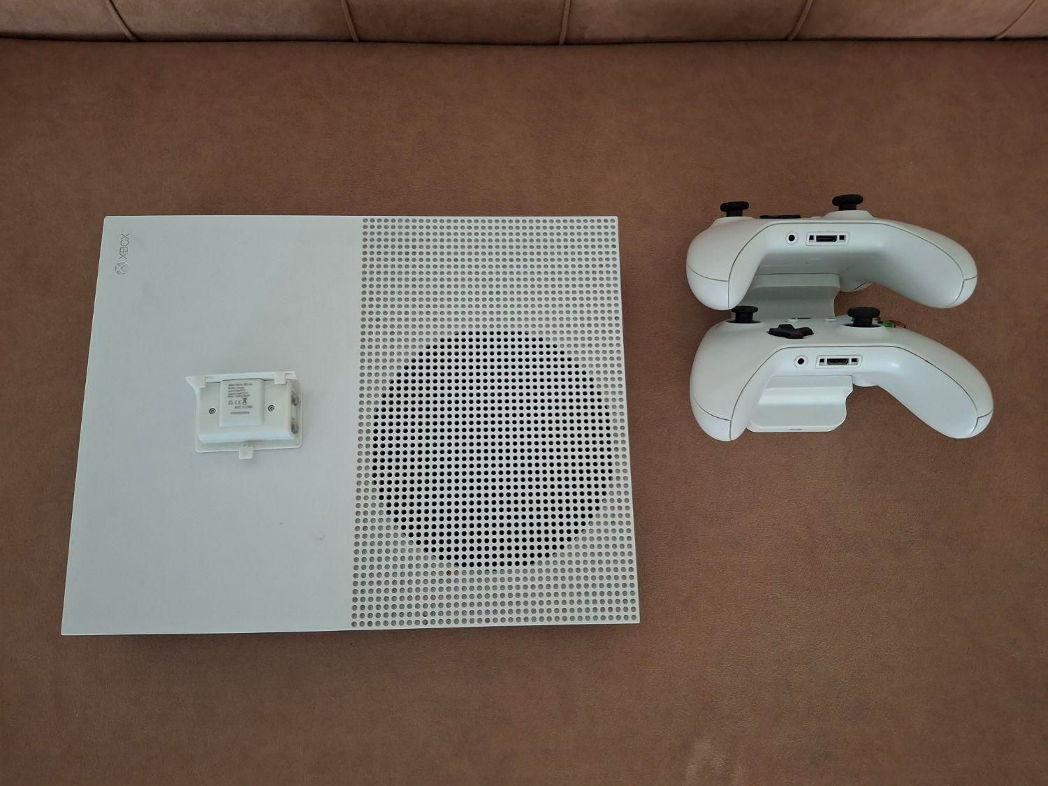 xbox one s|کنسول، بازی ویدئویی و آنلاین|تهران, افسریه شمالی|دیوار