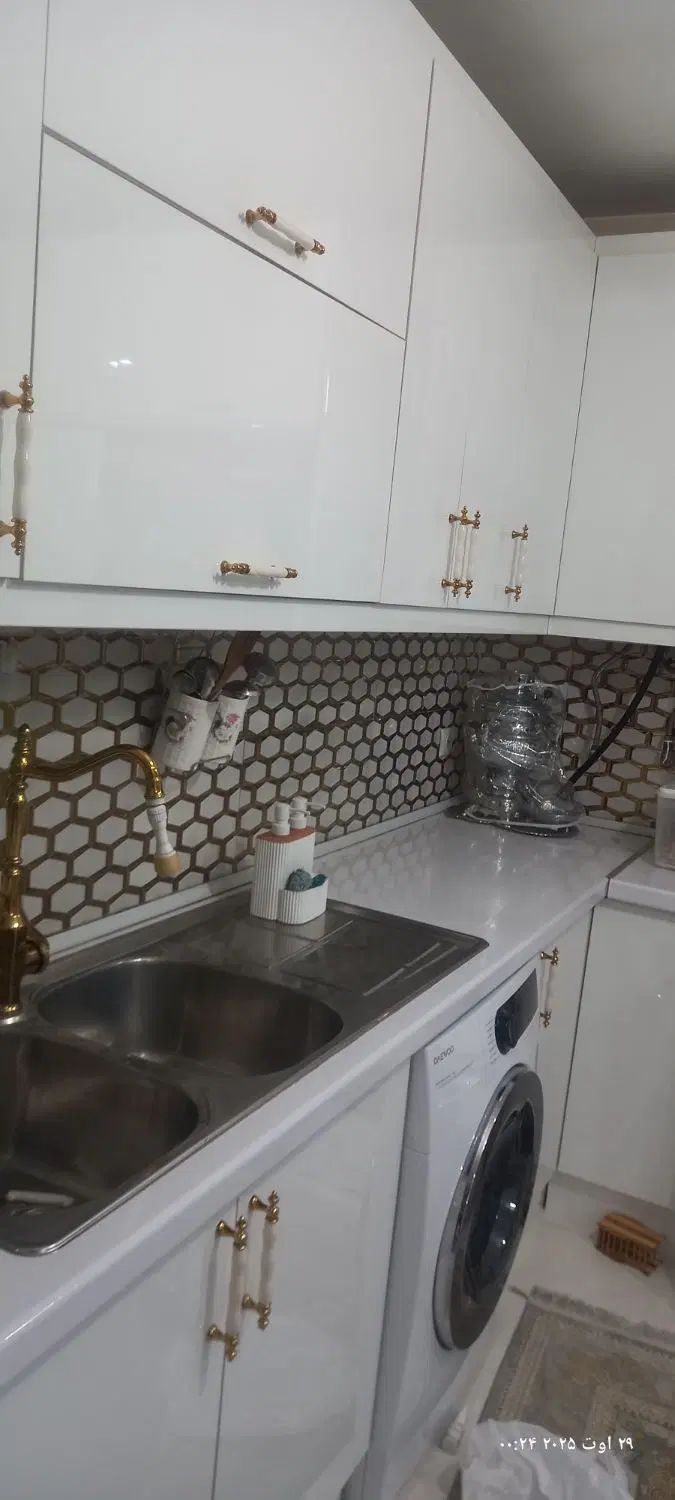 خریدار کابینت های گلاس معبران نئوکلاسیک|مصالح و تجهیزات ساختمان|تهران, آجودانیه|دیوار