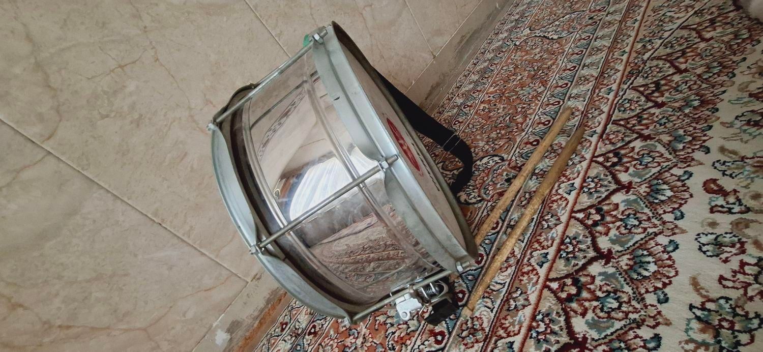 طبل|درام و پرکاشن|قم, کلهری|دیوار
