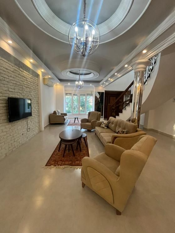 ویلایی ۴ خواب دوبلکس لوکس نزدیک دریا|اجارهٔ کوتاه‌مدت ویلا و باغ|کیش, |دیوار