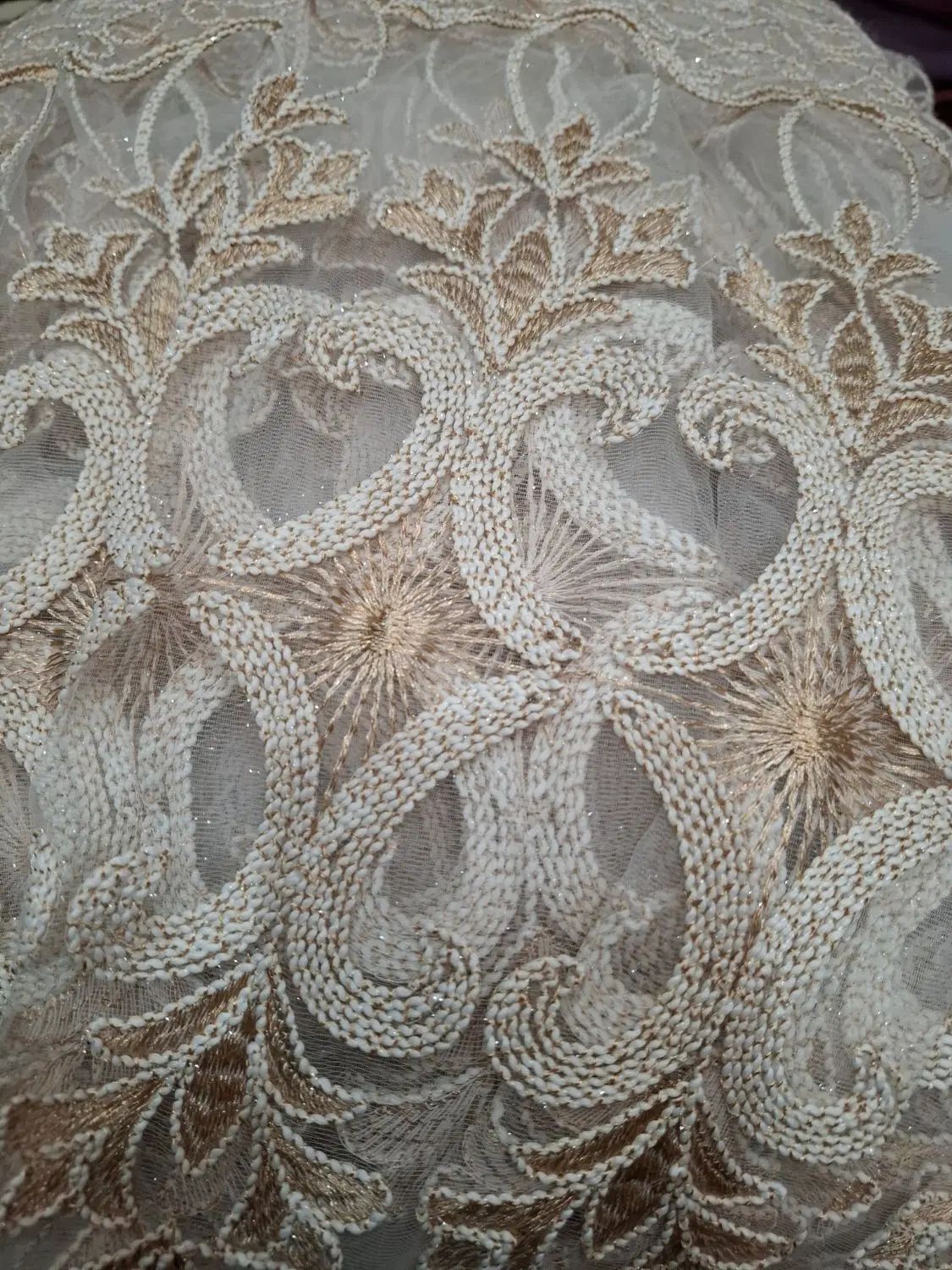 پرده پذیرایی گیپور گل برجسته شاین دار والان دار|پرده، رانر، رومیزی|تهران, تهرانسر شرقی|دیوار