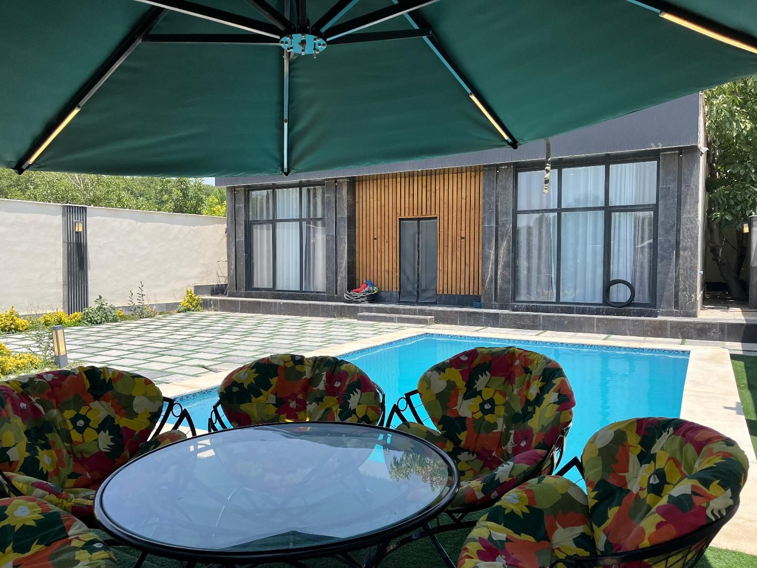 باغ ویلا مدرن شهرکی|فروش خانه و ویلا|محمدشهر, عباس آباد|دیوار