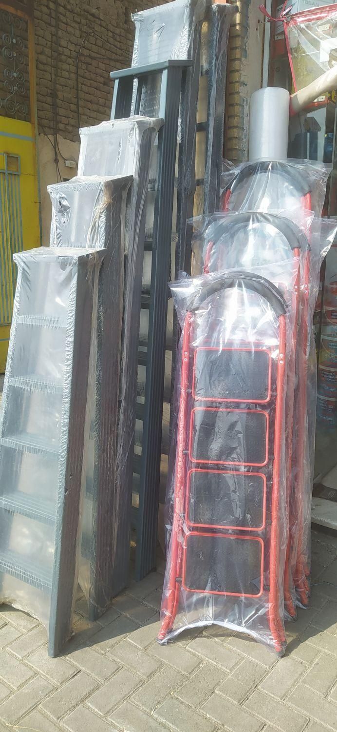 نردبان|ابزارآلات|کاشان, کارگر|دیوار