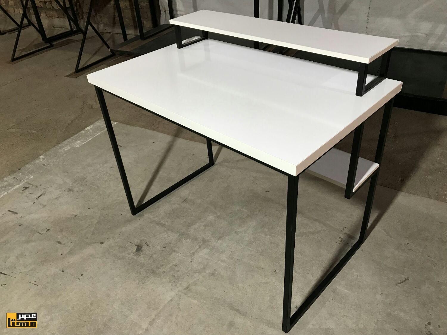 میز طبقه دار عمری|میز تحریر و کامپیوتر|قم, قلعه کامکار|دیوار