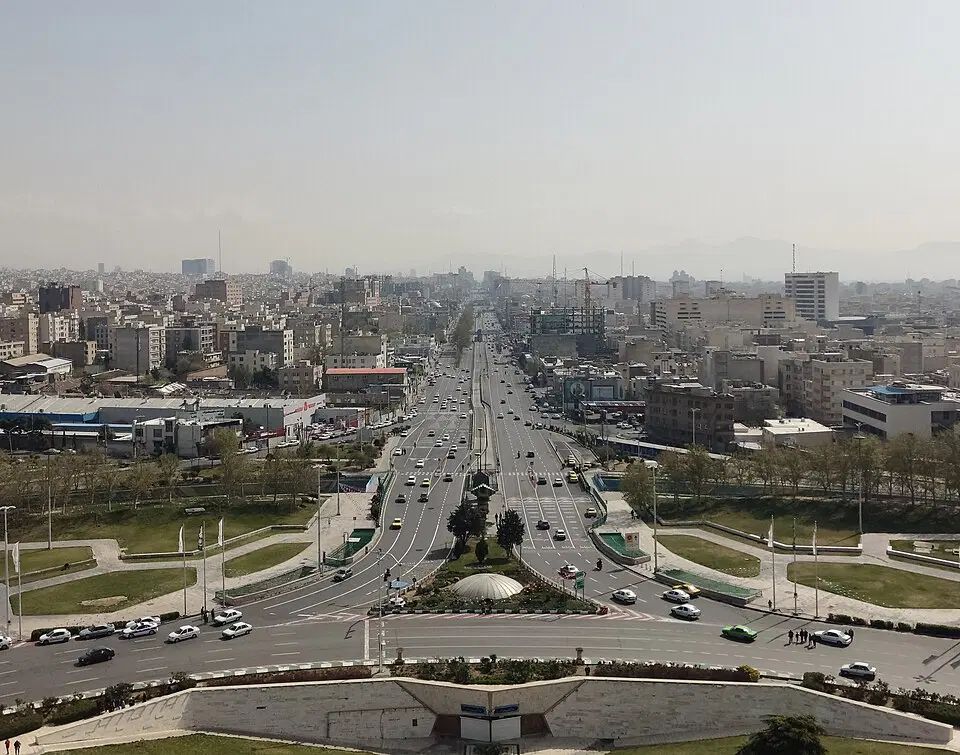 ملک تجاری بر خیابان آزادی قلب تپنده تهران معاوضه|فروش مغازه و غرفه|تهران, جیحون|دیوار