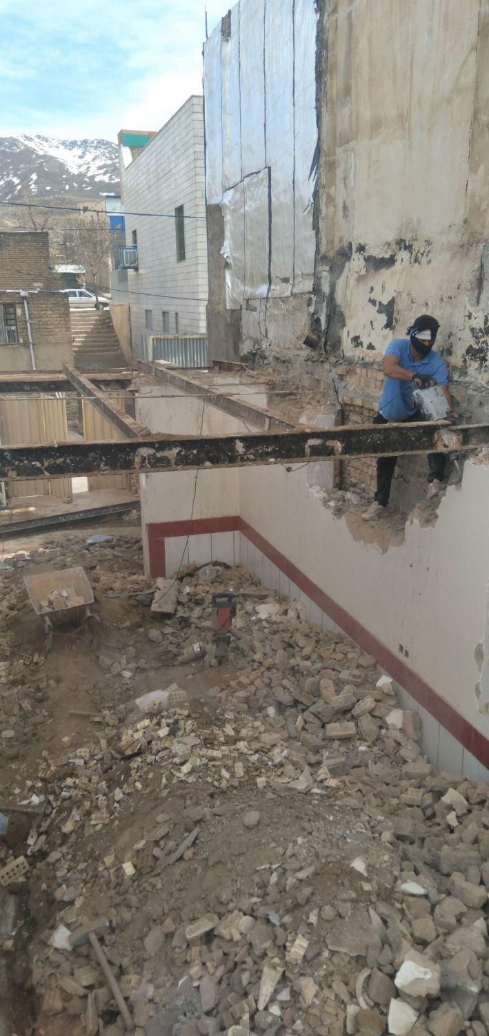 کارگرتخریب وکنده کاری ساختمان|خدمات پیشه و مهارت|خرمآباد, |دیوار