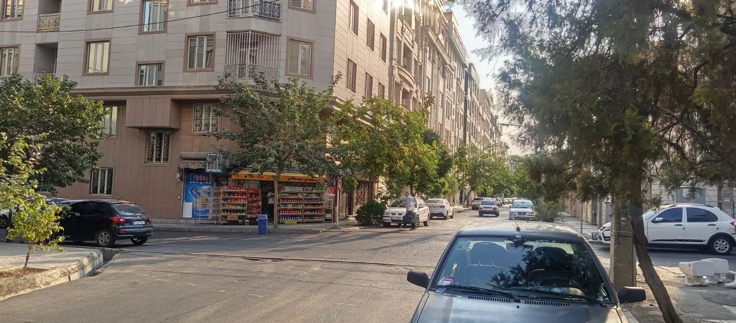 فروش ۳۳ متر مغازه سوپر مارکت فعال ۳ نبش|فروش مغازه و غرفه|تهران, فردوس|دیوار