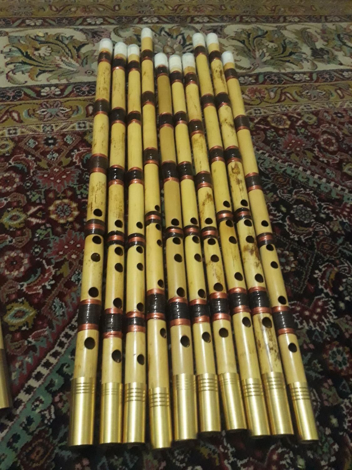 نی هفت بند|سازهای بادی|شیراز, آزادگان|دیوار