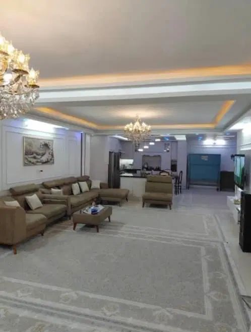 فروش آپارتمان ۱۴۰ متری حصارک/پارکینگ دار|فروش آپارتمان|اسلام‌شهر, شهرک سعیدیه|دیوار