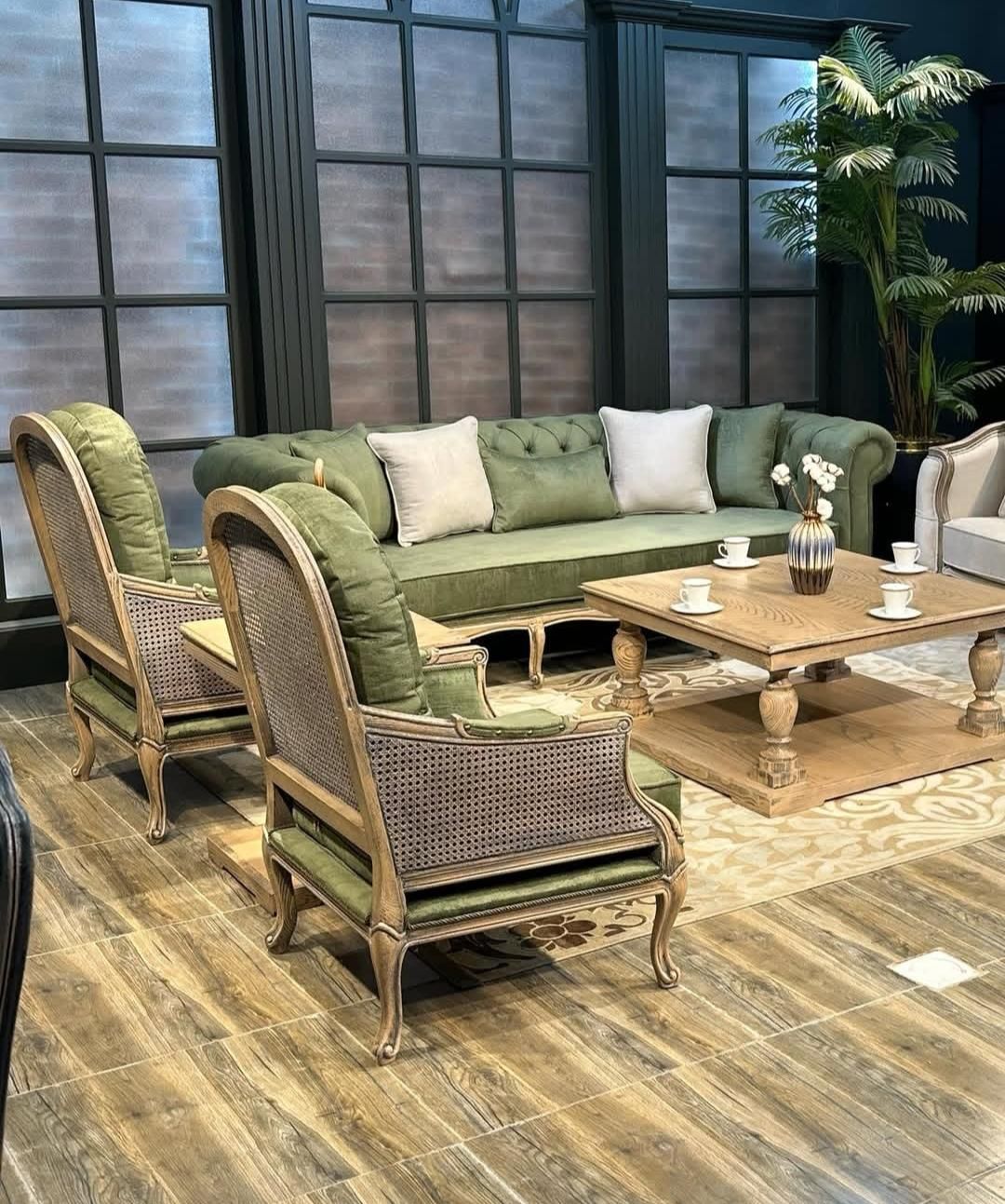 مبل کوئین لاوین|مبلمان خانگی و میز عسلی|رشت, سیا اسطلخ|دیوار