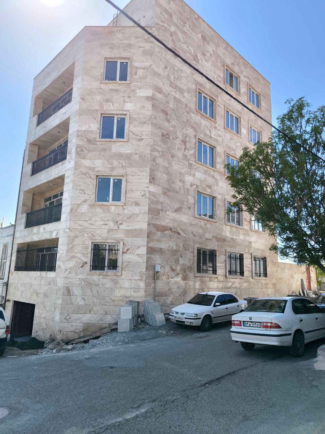 فروش آپارتمان ۱۵۰ متری ۴ خوابه|فروش آپارتمان|سنندج, |دیوار