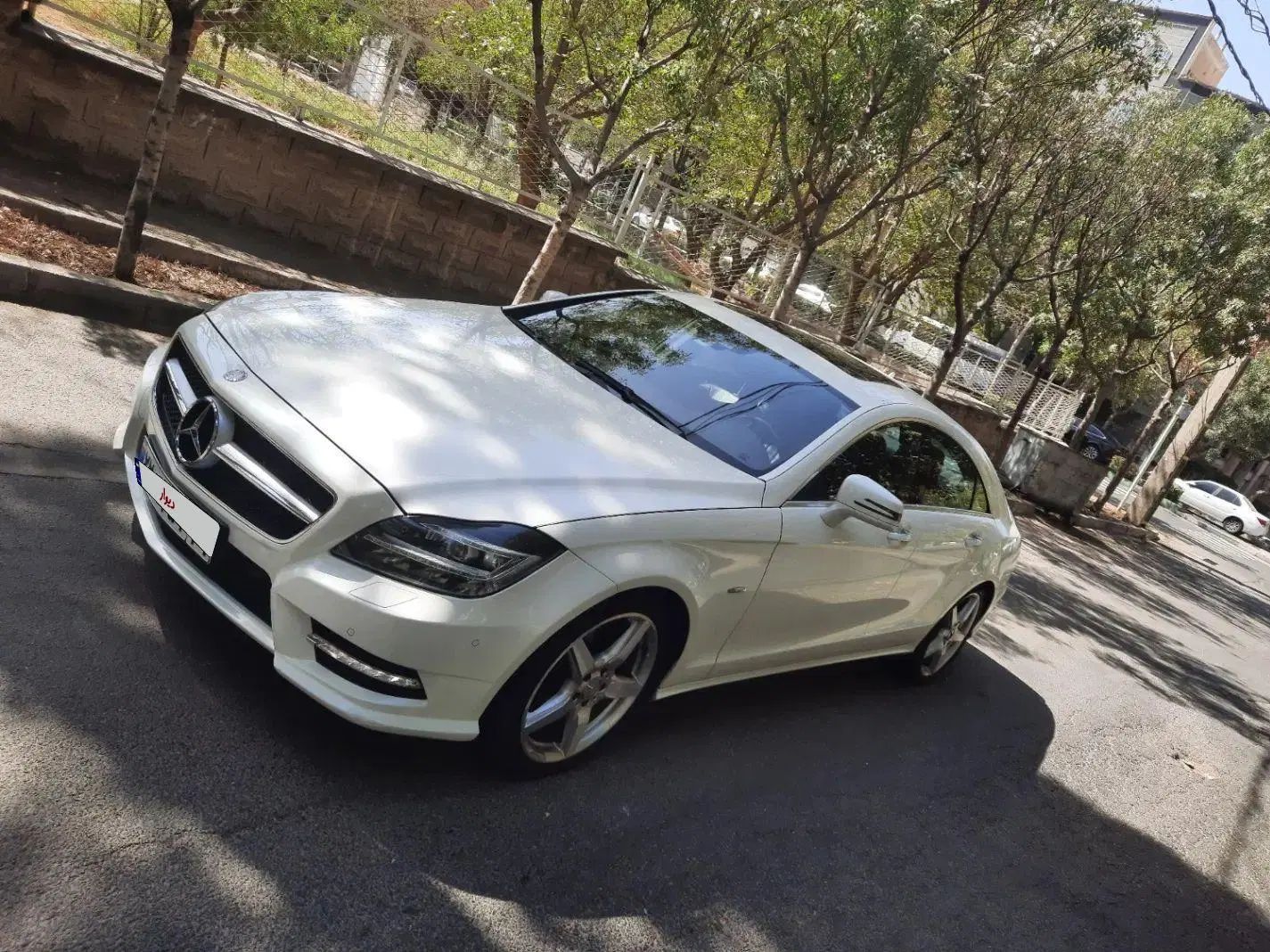 بنز CLS350 مدل 2012 فول کم کارکرد واقعی خانگی|خودرو سواری و وانت|تهران, شهرک غرب|دیوار
