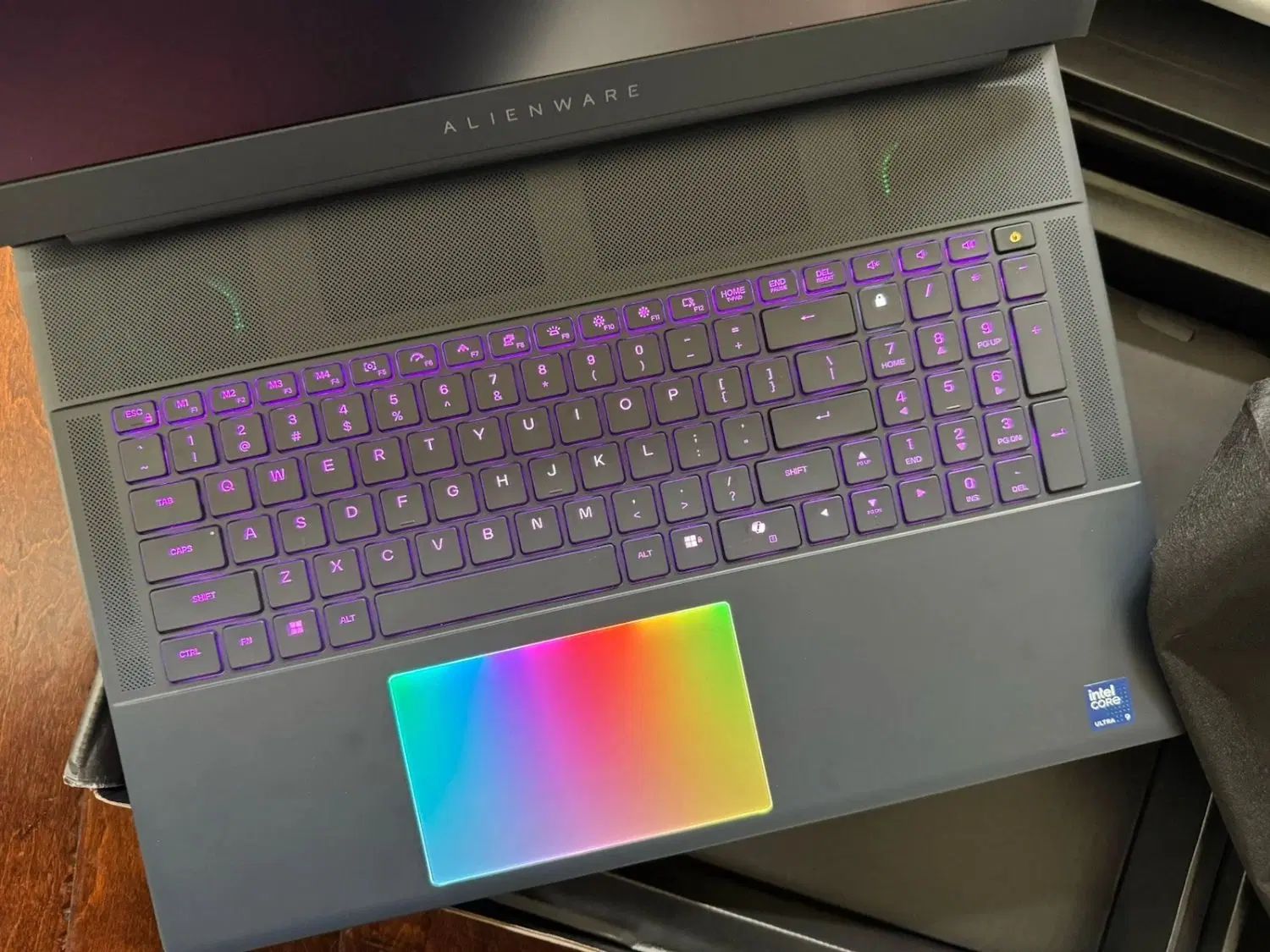 قدرتمندترین لپ تاپ دنیاAlienware 18 Area51 RTX5090|رایانه همراه|تهران, آرژانتین|دیوار