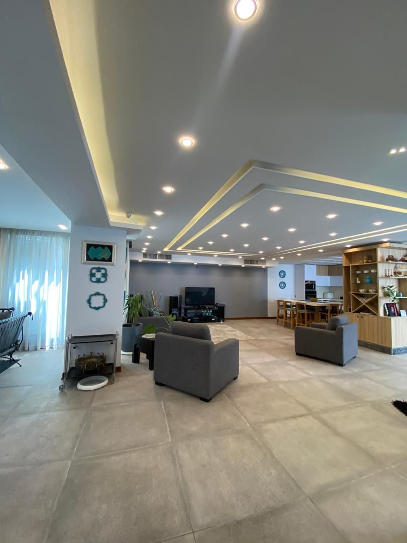 کد 011 ، ویلا مدرن و آبگرم ، تیم رنت گاردن|اجارهٔ کوتاه‌مدت ویلا و باغ|شیراز, شهرک گلدشت حافظ‎|دیوار