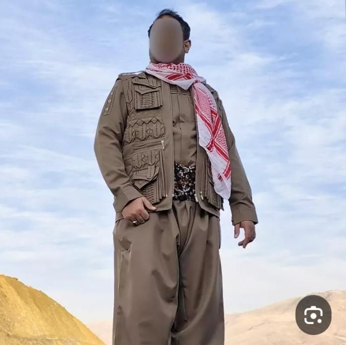 کردی سرای عباسی کوهدشت|لباس|کوهدشت, |دیوار