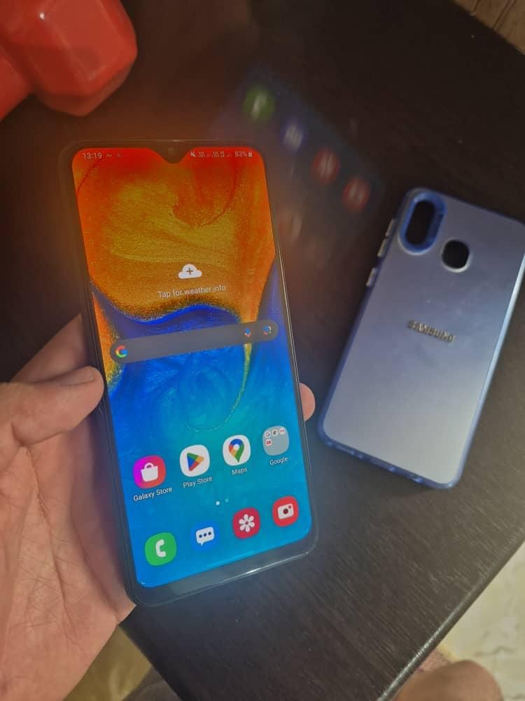 سامسونگ Galaxy A20 با حافظهٔ ۳۲ گیگابایت|موبایل|تهران, شهران جنوبی|دیوار