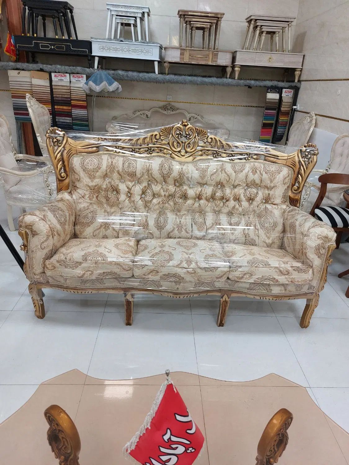 مبل سلطنتی نه نفره مدل دوسرگل درحد نو تمام راش|مبلمان خانگی و میز عسلی|رشت, آزادگان|دیوار