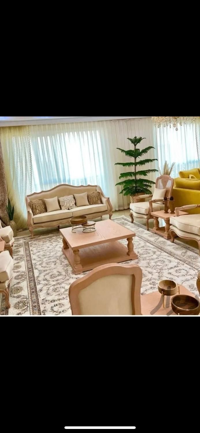 کلاسیک ابزاری فرانسوی کامل همراه با میز|مبلمان خانگی و میز عسلی|مشهد, گرجی علیا|دیوار