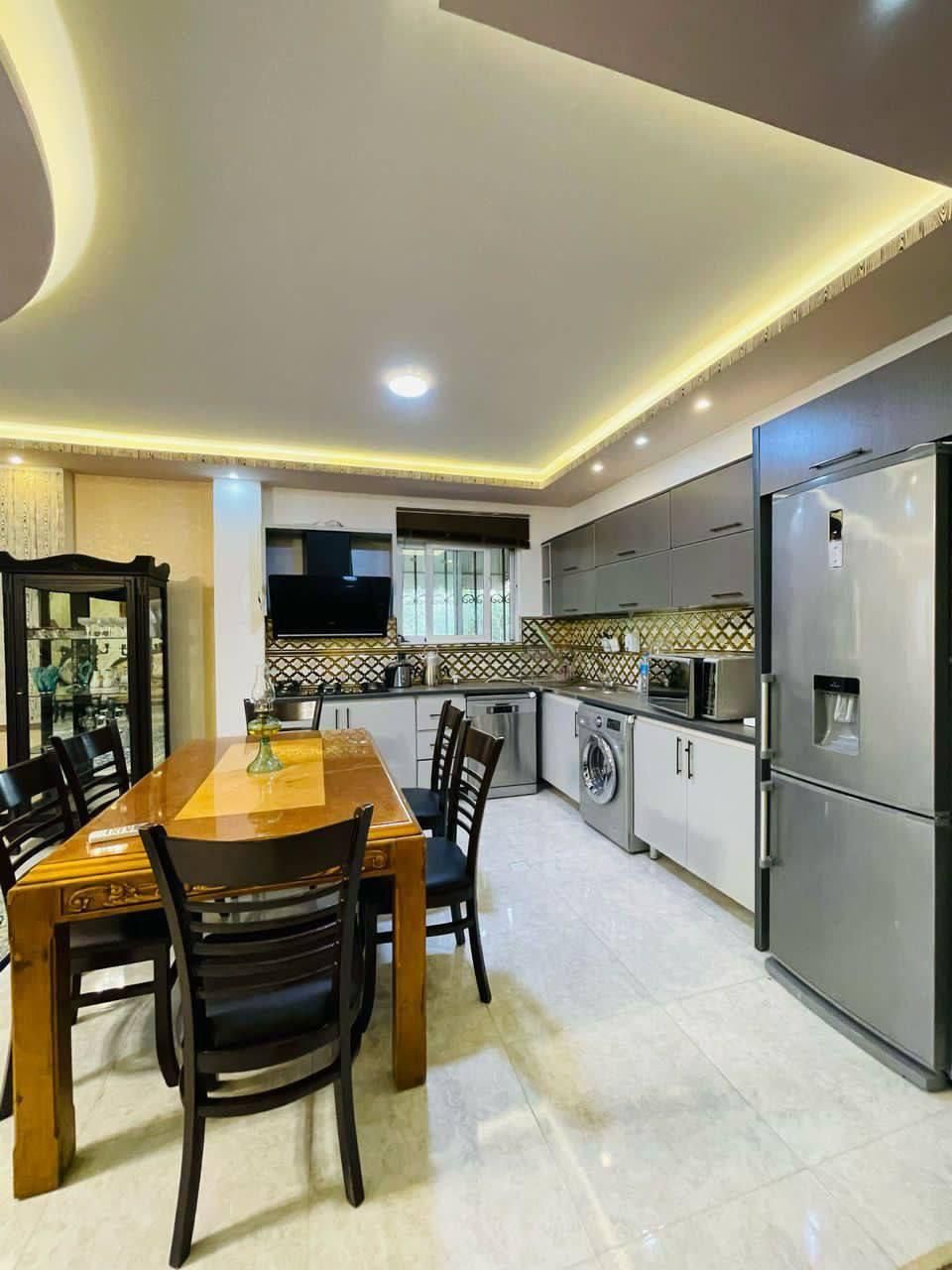 ویلا300متری نمارومی/سندتکبرگ*چسبیدهِ جنگل*زیرقیمت|فروش خانه و ویلا|پل سفید, |دیوار