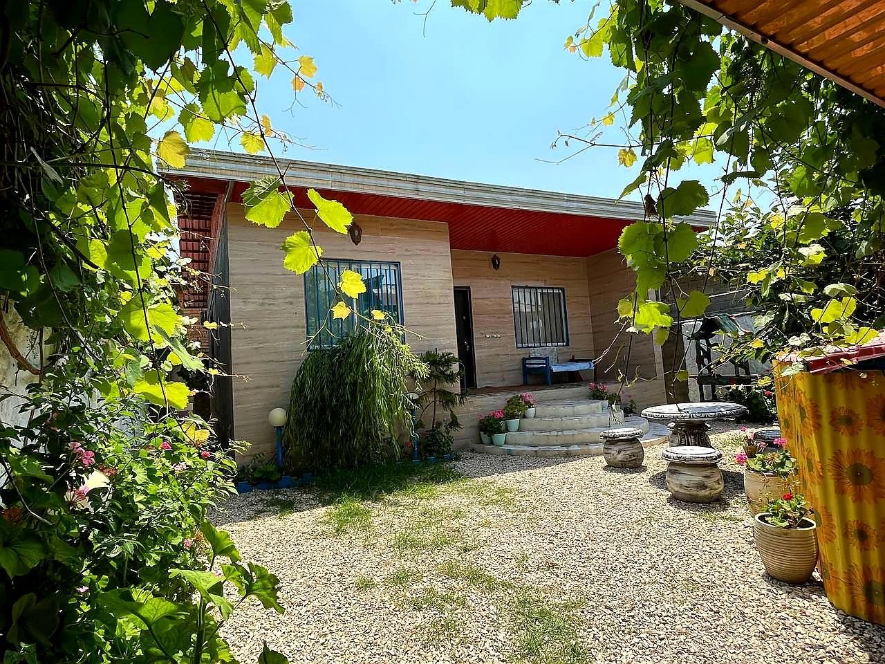 اجاره ویلا دو خواب نیاز فرح آباد|اجارهٔ کوتاهمدت ویلا و باغ|ساری, |دیوار