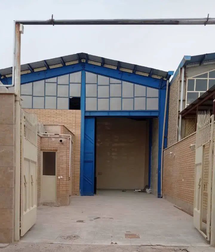 سوله اجاره ای 200متر زمین 100متر سوله بهداشتی|اجارهٔ دفتر صنعتی، کشاورزی، تجاری|برخوار, |دیوار