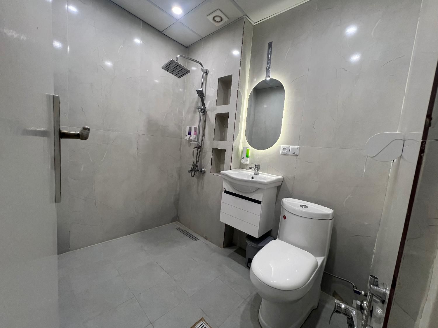 اجاره ساعتی سوییت آپارتمان مبله/تمیز/نو غرب تهران|اجارهٔ کوتاهمدت آپارتمان و سوئیت|تهران, دهکده المپیک|دیوار