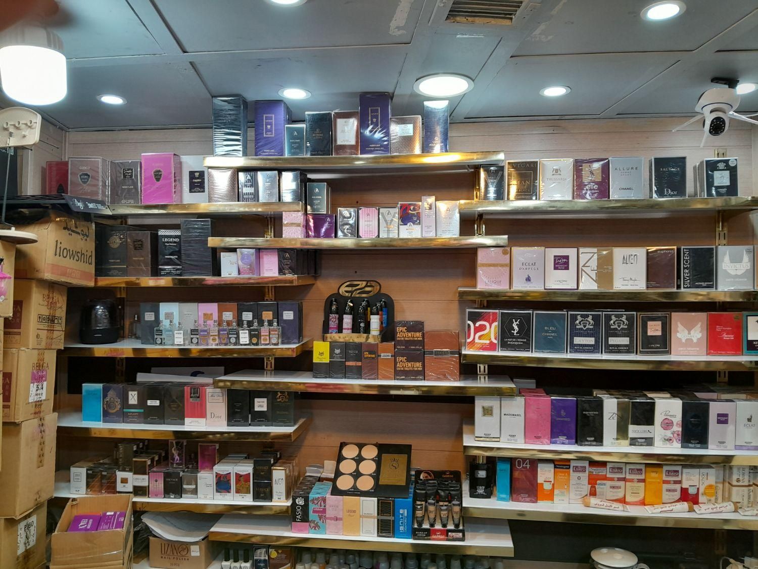 عطر و ادکلن|آرایشی، بهداشتی، درمانی|تهران, صادقیه|دیوار