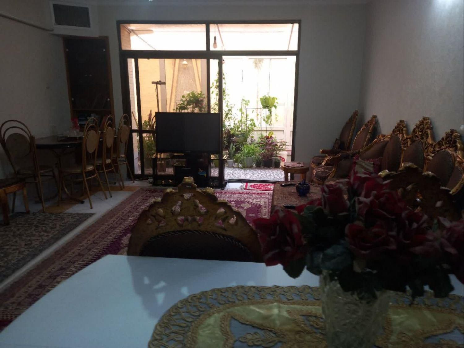 یگ منزل ویلای بسیار تمیز مرکز شهر ترمینال  کاوه|اجارهٔ کوتاه‌مدت آپارتمان و سوئیت|اصفهان, رحیم‌آباد|دیوار