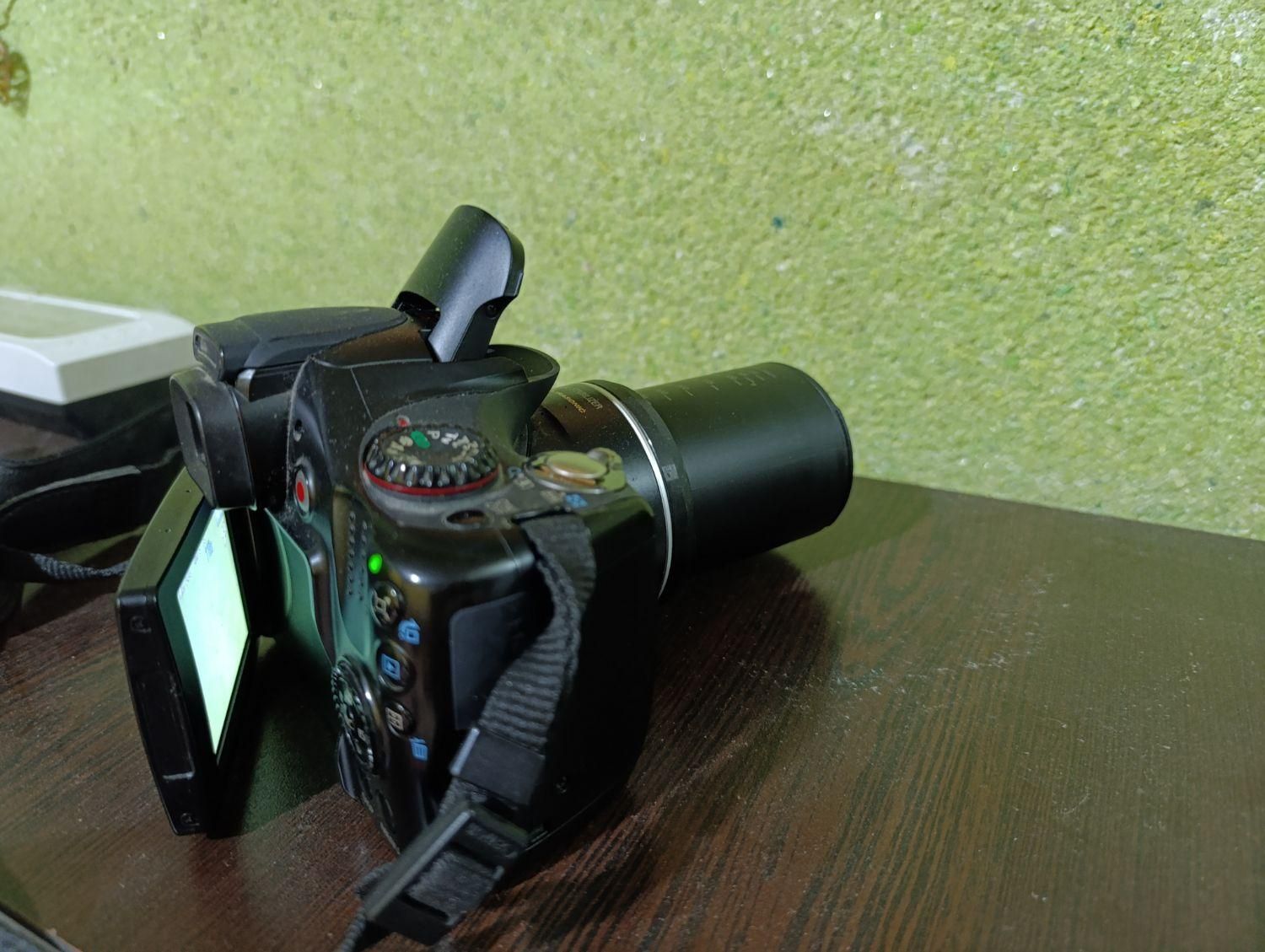 دوربین عکاسی و فیلمبرداری|دوربین عکاسی و فیلم‌برداری|بوشهر, |دیوار