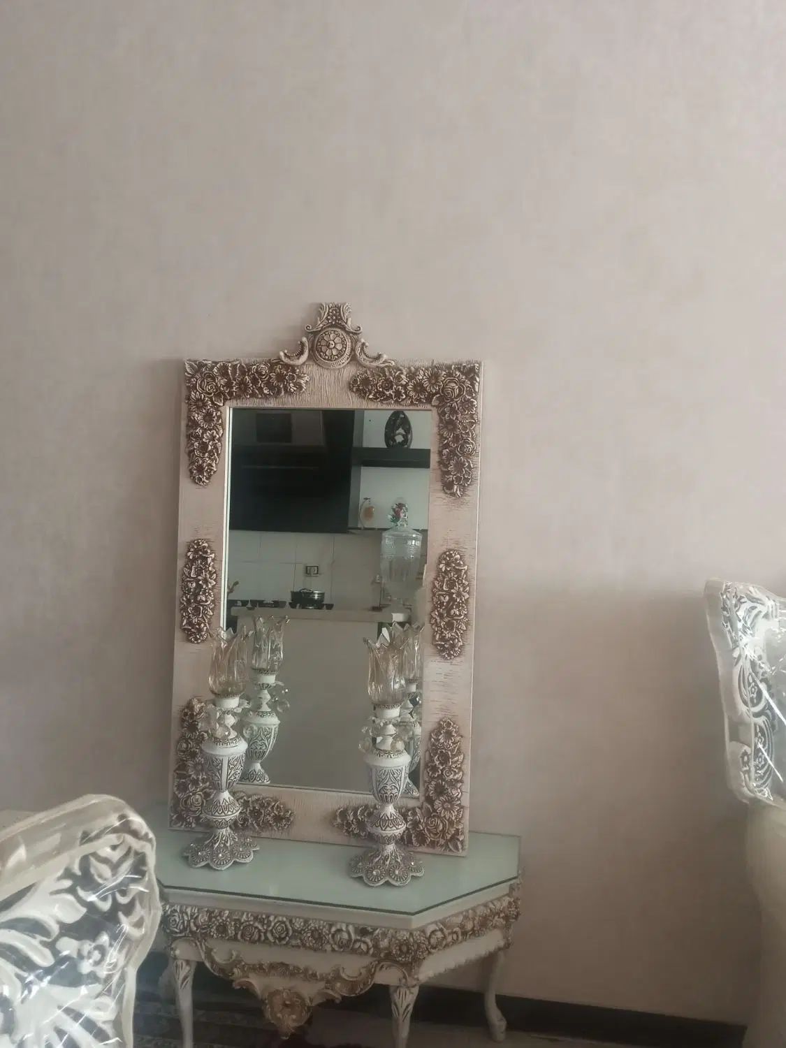 ست کامل  مبل  ۷نفره اینه وشمعدان  بوفه وساعت|مبلمان خانگی و میز عسلی|آبیک, |دیوار