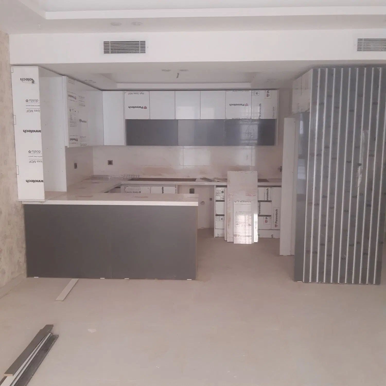 کمک نصاب یا شاگرد کابینت|استخدام صنعتی، فنی، مهندسی|تهران, بوستان چیتگر|دیوار