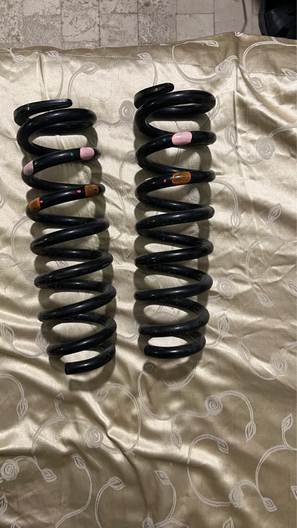 فنر لول هایلوکس|قطعات یدکی و لوازم جانبی|محلات, |دیوار