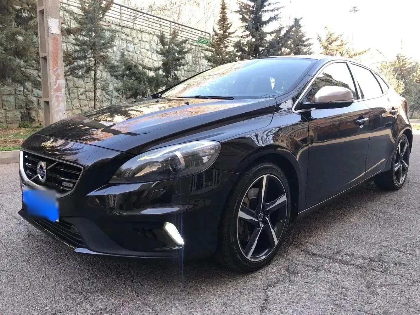 خودرو Volvo V40 آر دیزاین پلاس فول|خودرو سواری و وانت|تهران, قلهک|دیوار
