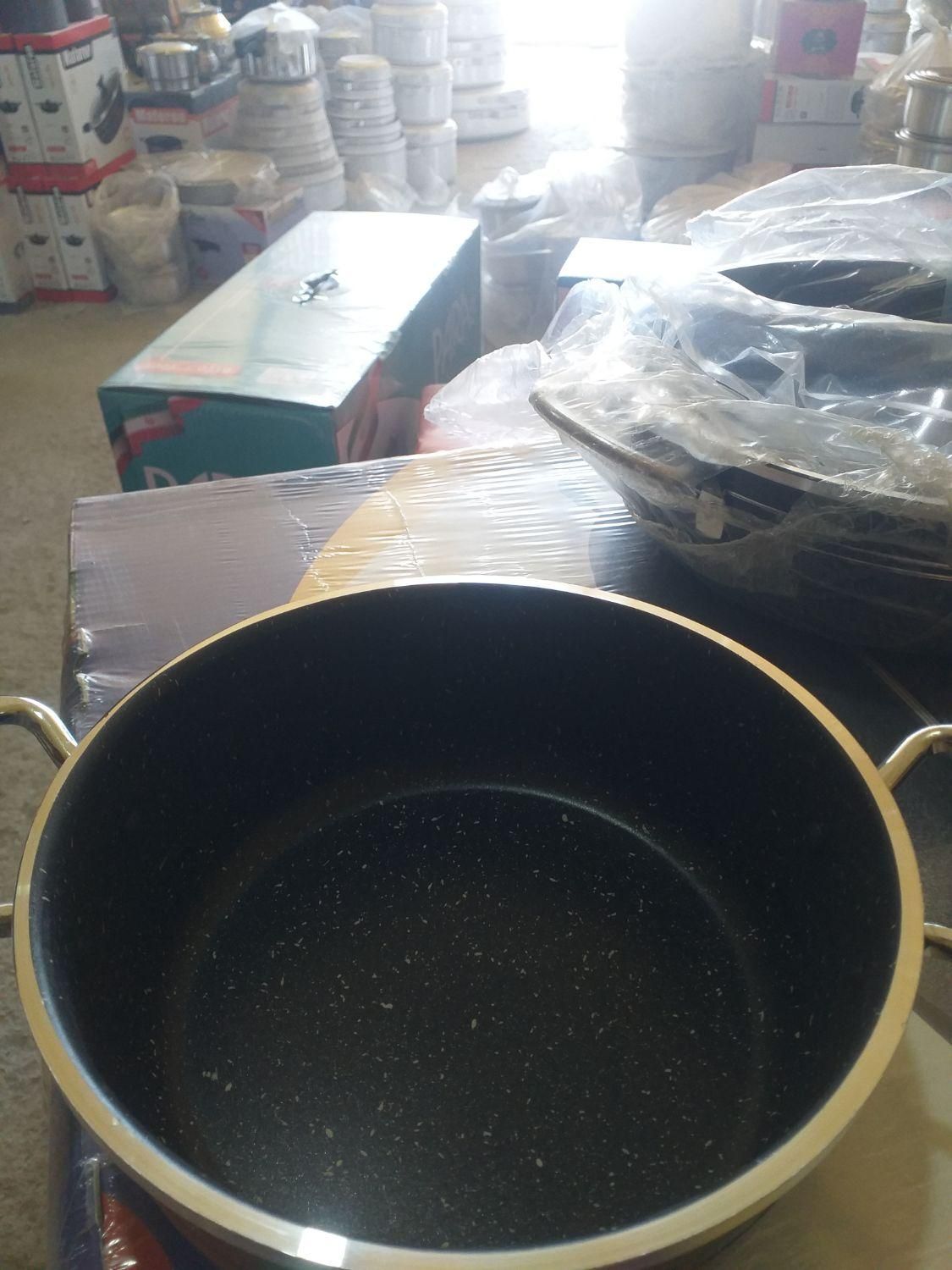 حراج واقعی به علت تغییر شغل زیر قیمت کارخونه|ظروف پختوپز|اراک, |دیوار