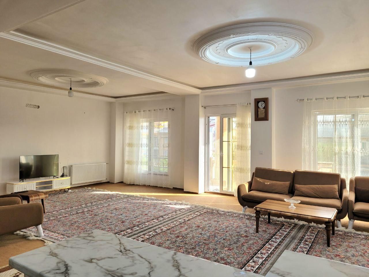 ویلا نوساز با تمام امکانات رفاهی|اجارهٔ کوتاهمدت ویلا و باغ|کلاچای, |دیوار