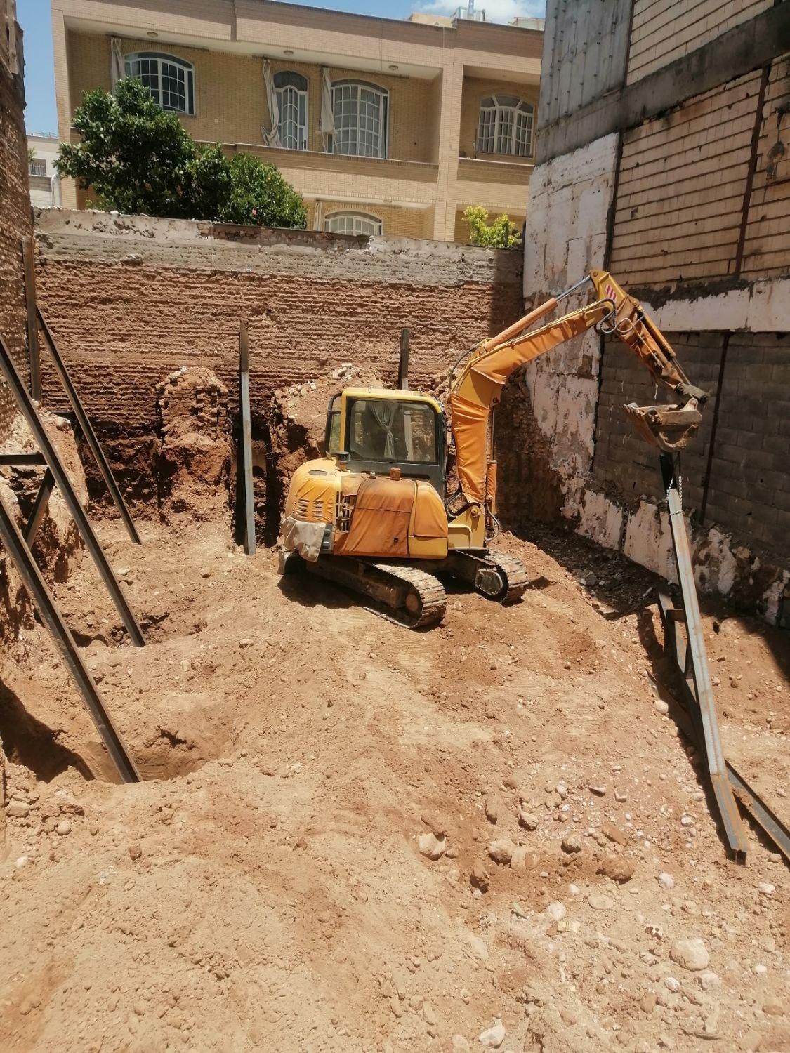 جوشکاری و مهاربندی صفر تا صد.|خدمات پیشه و مهارت|شیراز, عادل آباد|دیوار