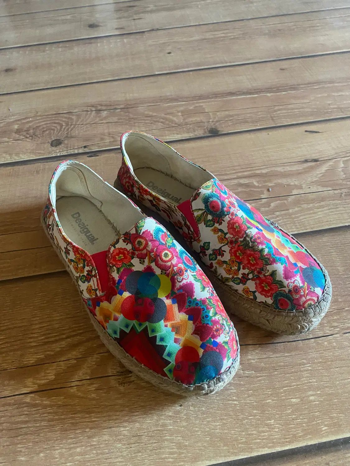 کفش DESIGUAL|کیف، کفش، کمربند|تهران, ولنجک|دیوار