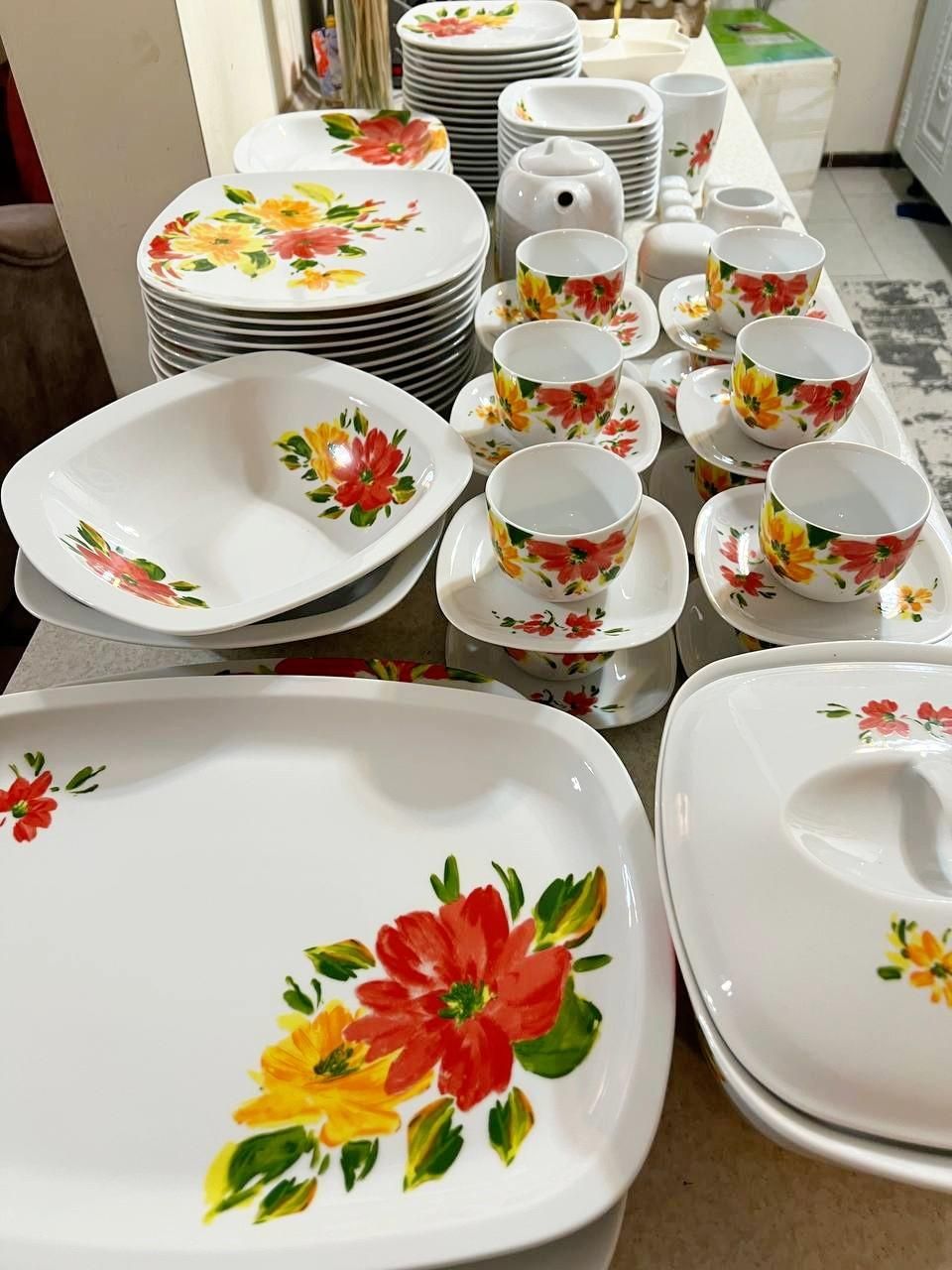 سرویس چینی زرین|ظروف سرو و پذیرایی|پردیس, فاز ۱۱|دیوار