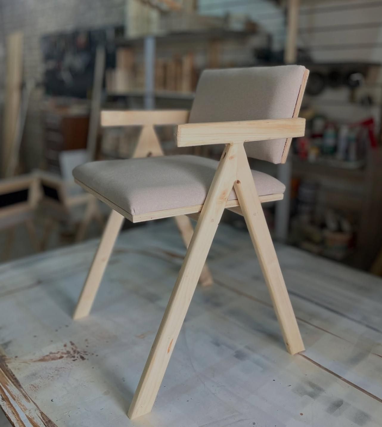 کسری چوب (نصب و تجهیز انواع پله های چوبی)پارکت|خدمات پیشه و مهارت|ارومیه, |دیوار