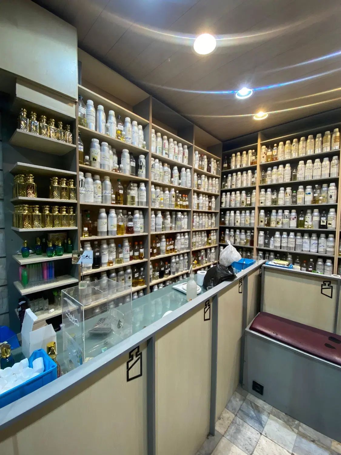 پخش کننده اسانس های برتر و پرطرفدار دنیا|آرایشی، بهداشتی، درمانی|تهران, هفده شهریور|دیوار