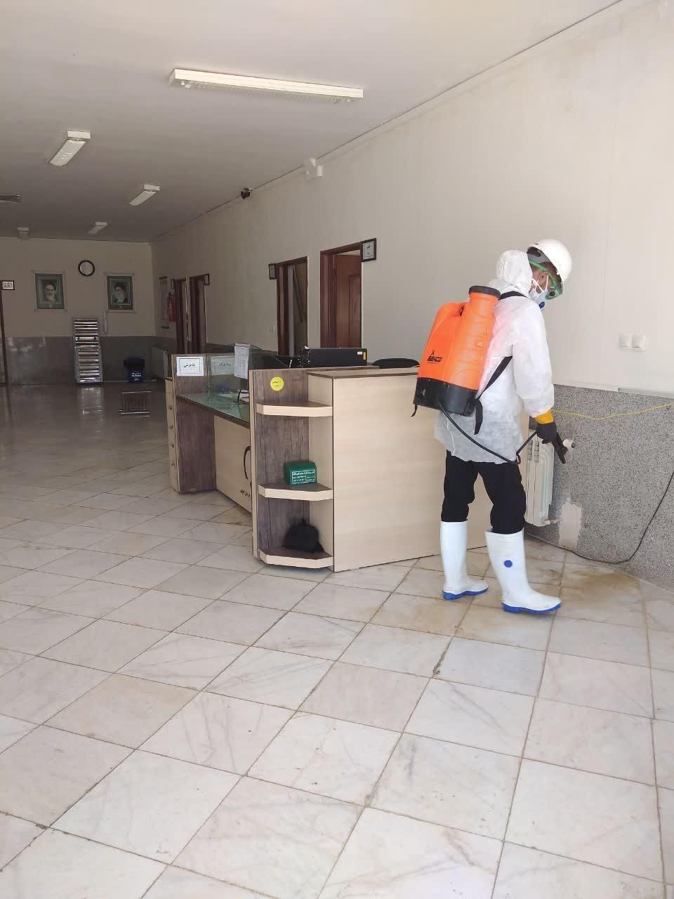 سمپاشی سوسک ساس موش سم پاشی تضمینی ۱۰۰درصدی|خدمات نظافت|کهریزک, |دیوار