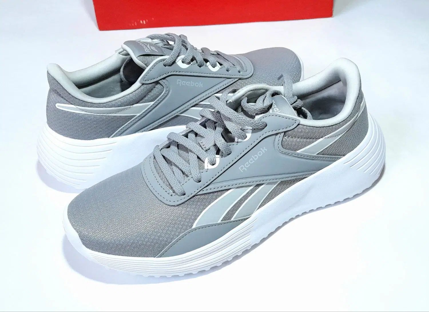 کتونی اورجینال ریباک Reebok مناسب پیاده روی|کیف، کفش، کمربند|تهران, کاشانک|دیوار
