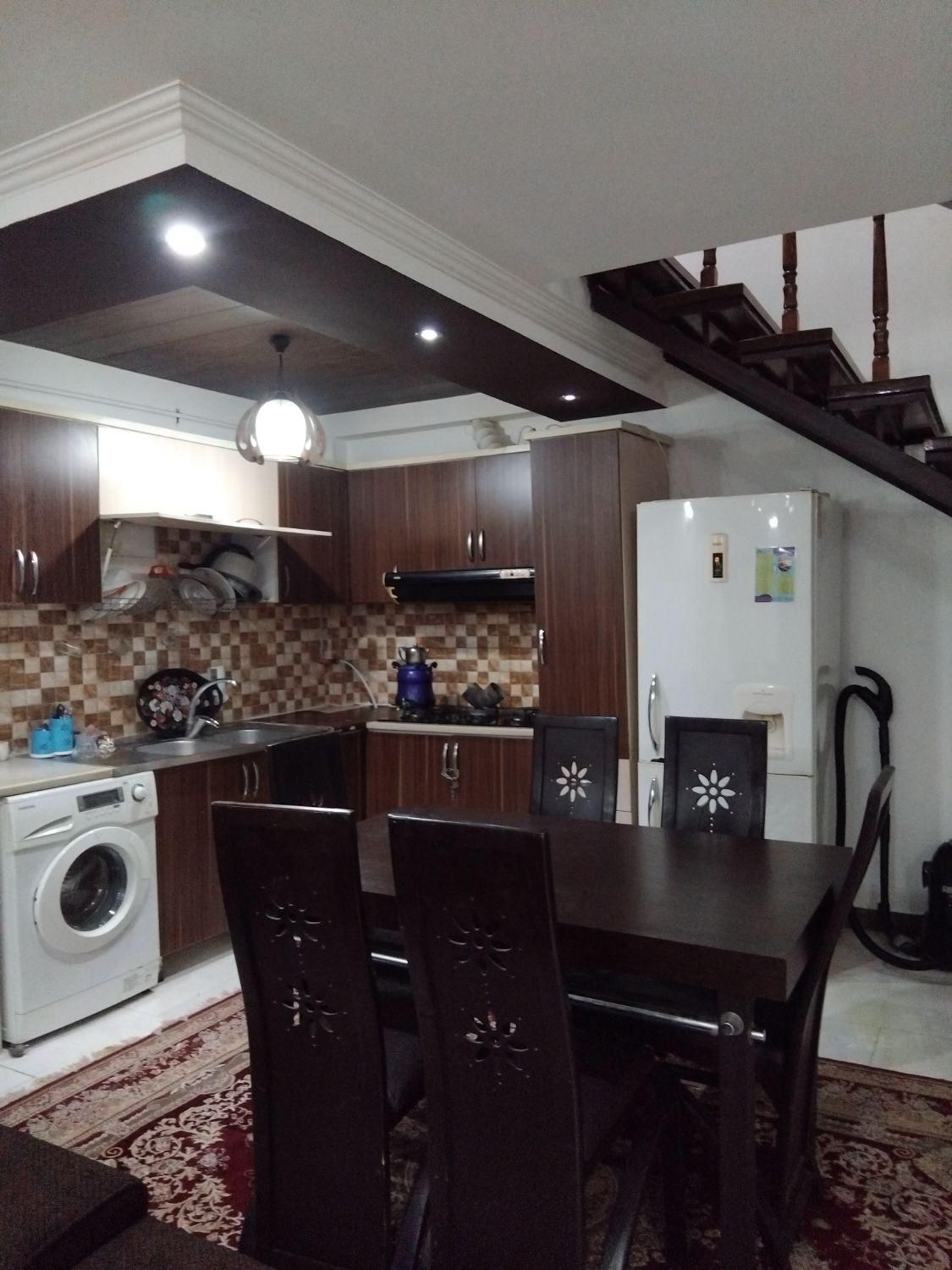 اجاره روزانه ویلاساحلی(شبانه،روزانه،کوتاه مدت)|اجارهٔ کوتاه‌مدت ویلا و باغ|فریدون‌کنار, |دیوار