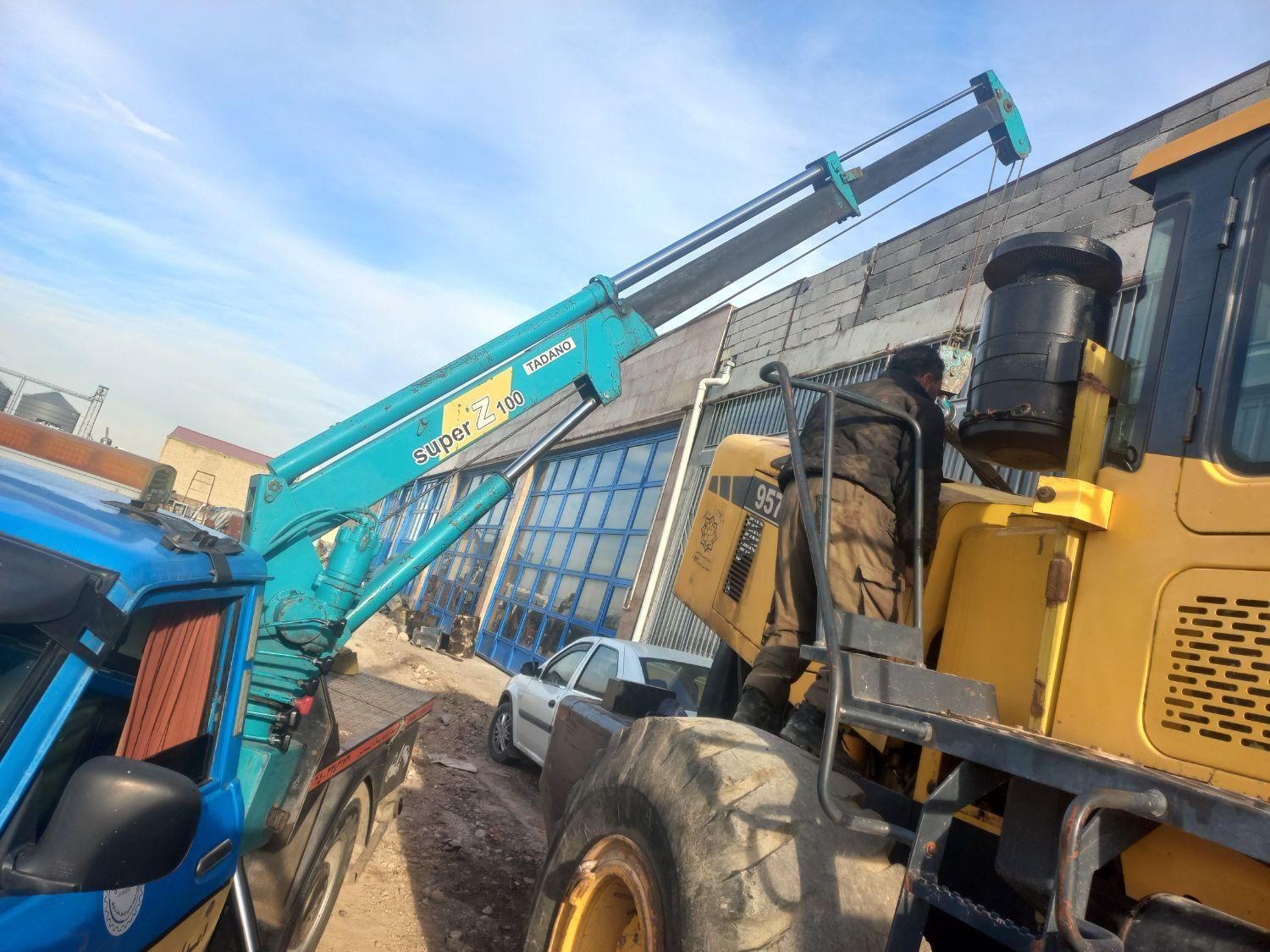 جرثقیل خاور.جرثقیل نیسان.امدادخودرو|خدمات حمل و نقل|اردبیل, |دیوار